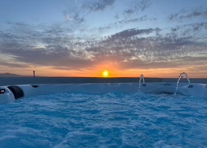 Celestial Sunset Appartement Galanado